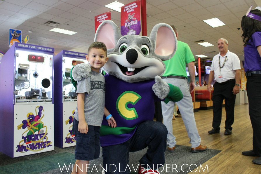 Chuck E Cheese's is one of the best indoor activities for kids when you're looking for fun and want to beat the heat! Find out how they've changed here. 